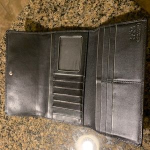 COACH signature wallet- Black